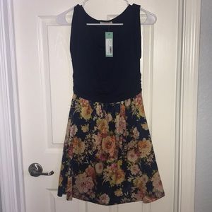 Petite Medium Gilli dress
